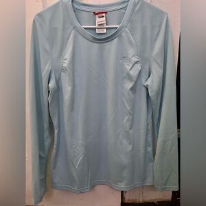 Long sleeve women’s North Face long sleeve size large